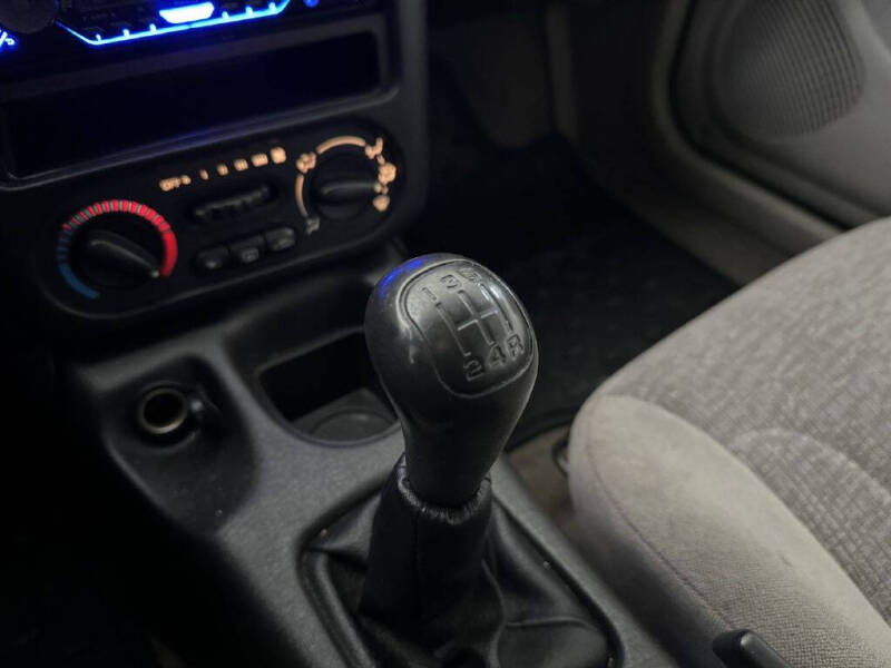 2000 Saturn S-Series SL2