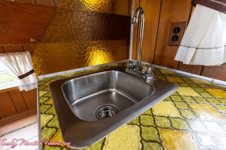 1951 International L-130