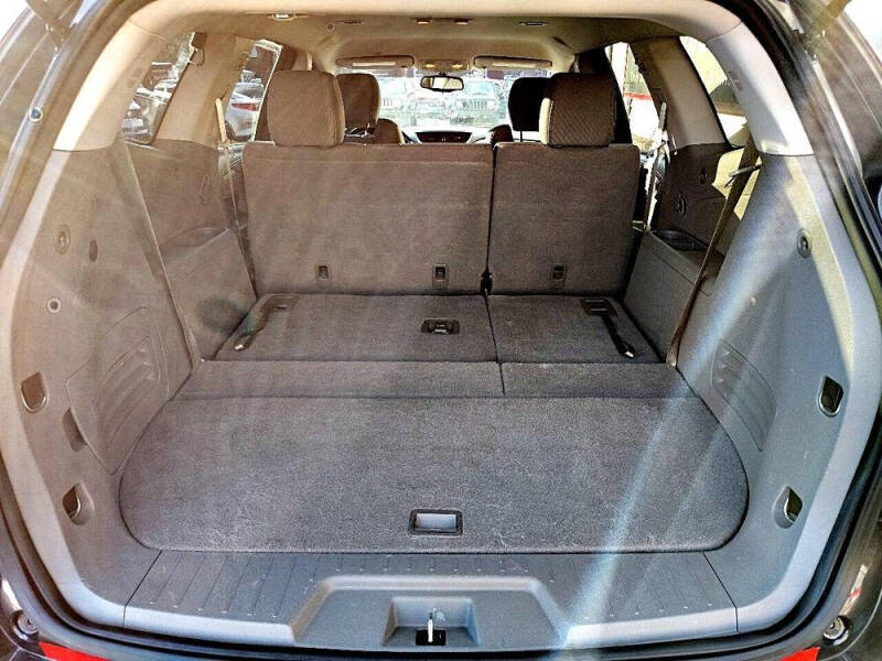 2016 Chevrolet Traverse LS