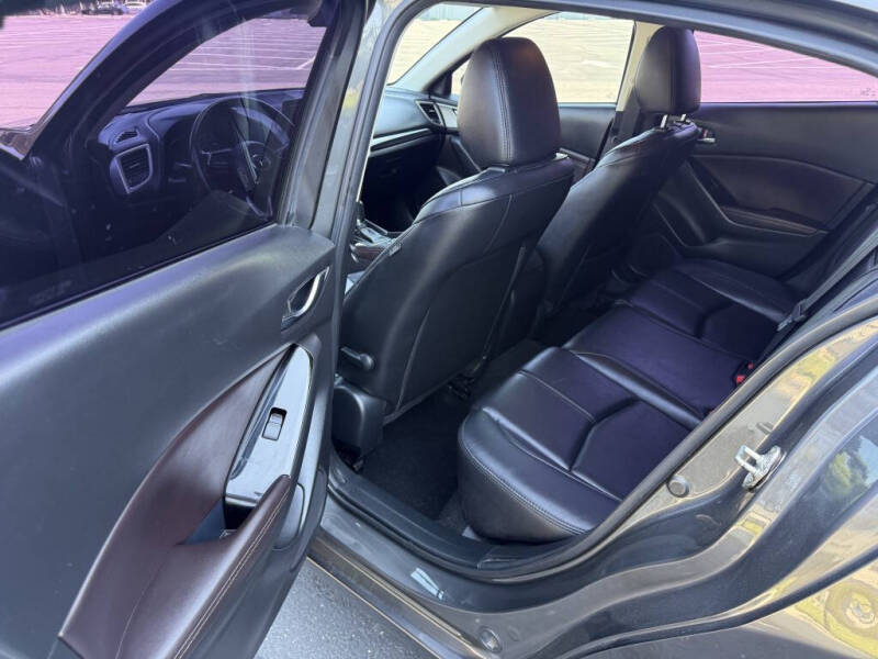 2017 Mazda MAZDA3 Touring