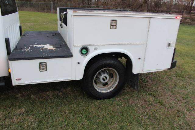 2013 Chevrolet Silverado 3500 Chassis Cab Work Truck photo 10