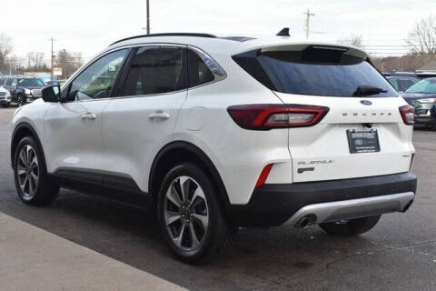 2024 Ford Escape Platinum