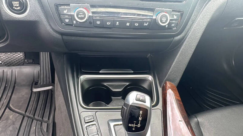 2015 BMW 3 Series 328i xDrive