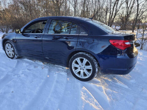 2013 Chrysler 200 LX