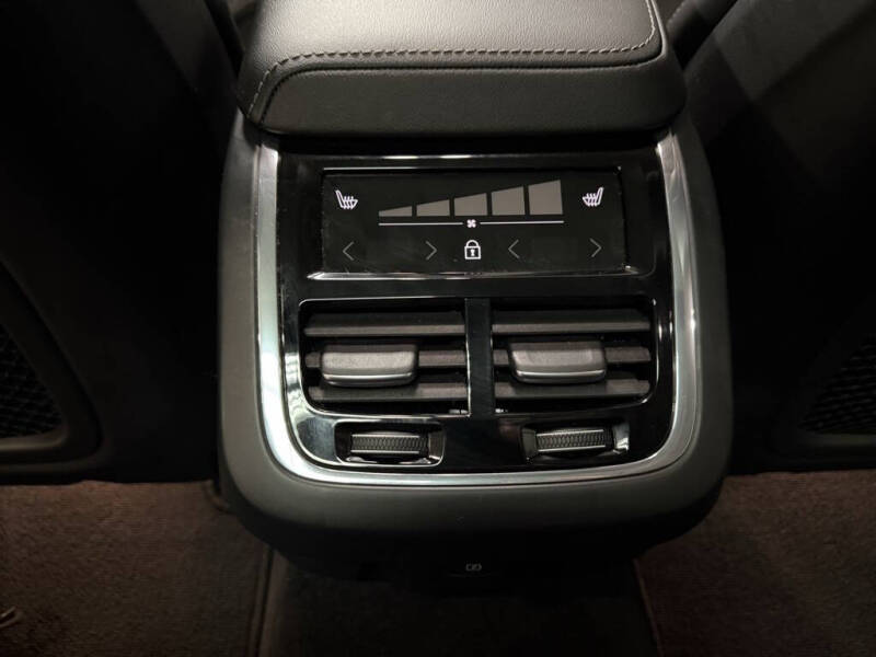 2023 Volvo V60 Cross Country B5 Ultimate