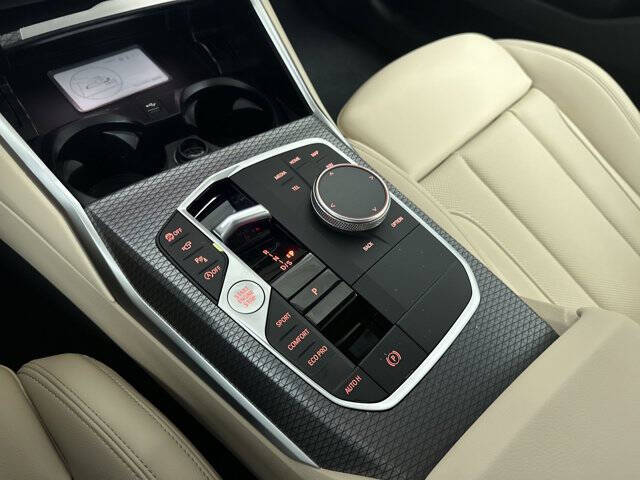 2025 BMW 3 Series 330i xDrive