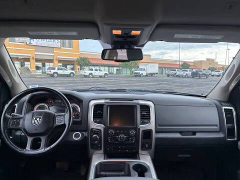2017 RAM 1500 SLT