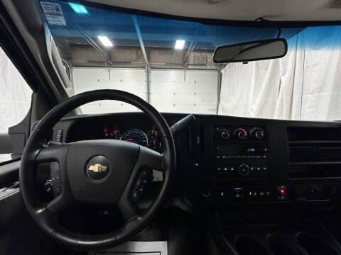 2022 Chevrolet Express 3500