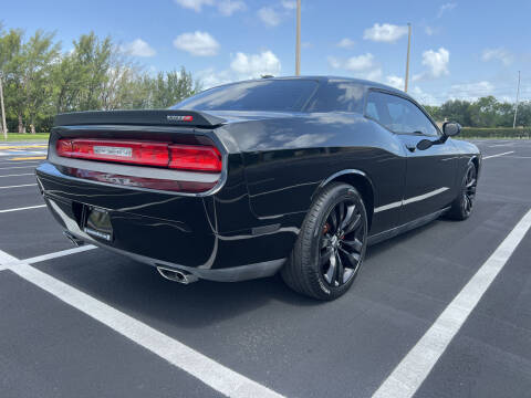 2013 Dodge Challenger SRT8 Core