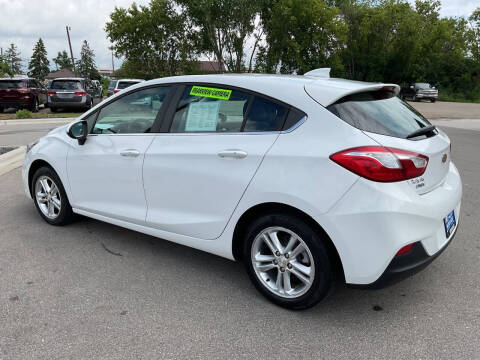 2017 Chevrolet Cruze LT Auto