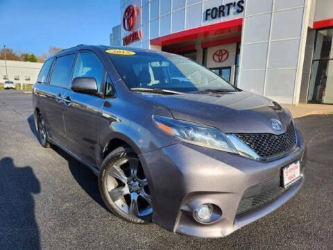 2015 Toyota Sienna for sale at Auto Smart of Pekin in Pekin IL