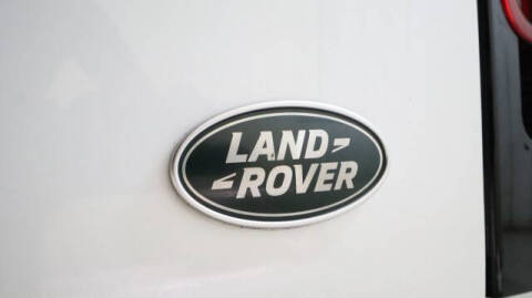 2023 Land Rover Defender 110 SE