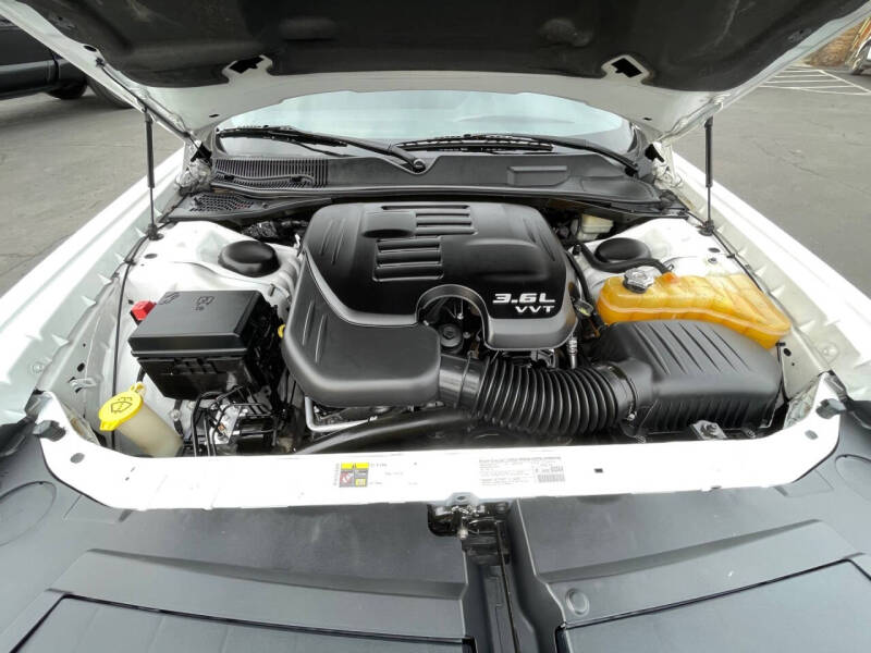 2013 Dodge Challenger SXT