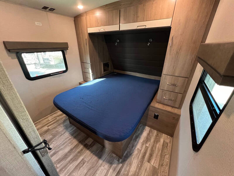 2022 Grand Design RV Imagine