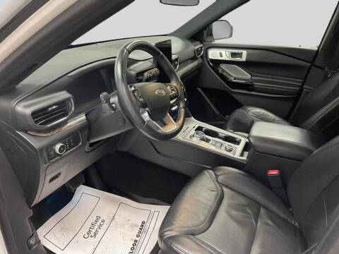 2022 Ford Explorer Platinum