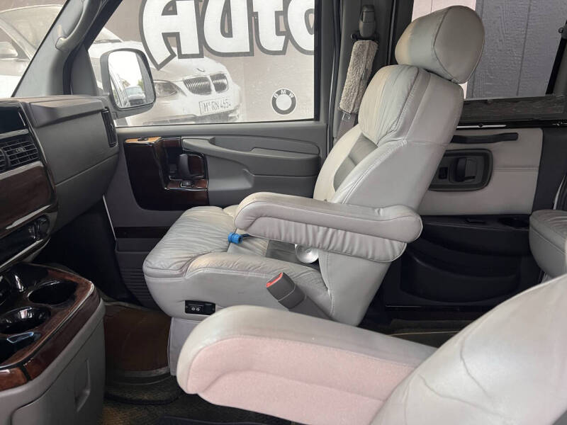 2004 Chevrolet Express 1500