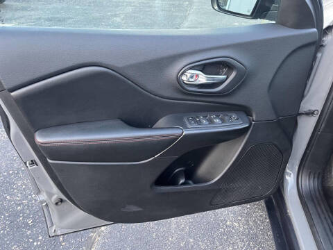 2019 Jeep Cherokee Trailhawk