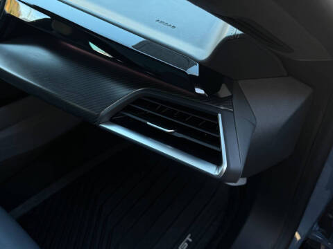 2024 Audi e-tron GT quattro Prestige