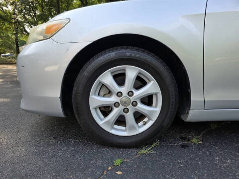 2011 Toyota Camry LE V6