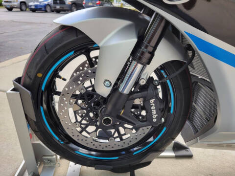 2025 Suzuki GSXR 1000 ABS