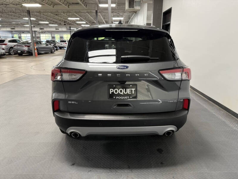 2022 Ford Escape Hybrid SEL