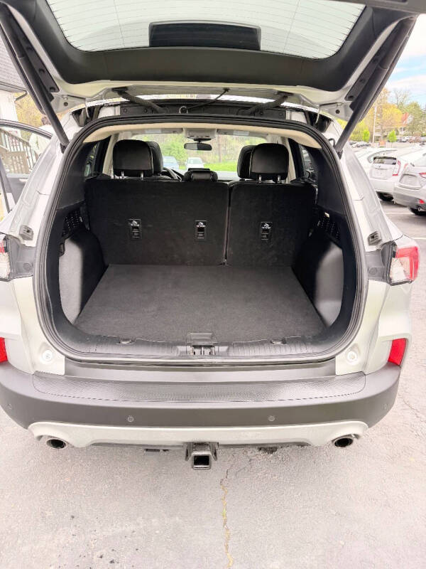 2020 Ford Escape SEL