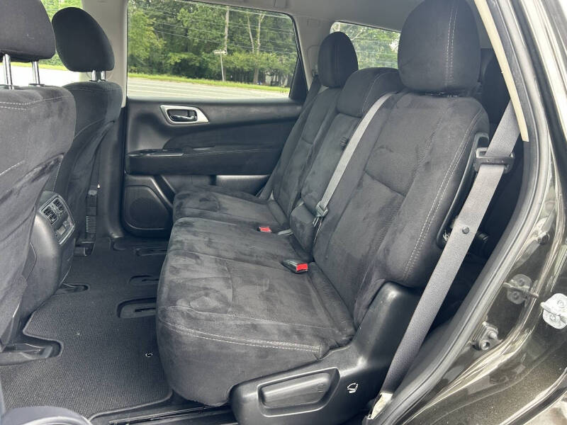 2016 Nissan Pathfinder S