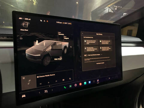 2024 Tesla Cybertruck