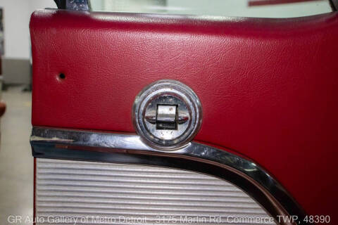 1961 Ford Thunderbird