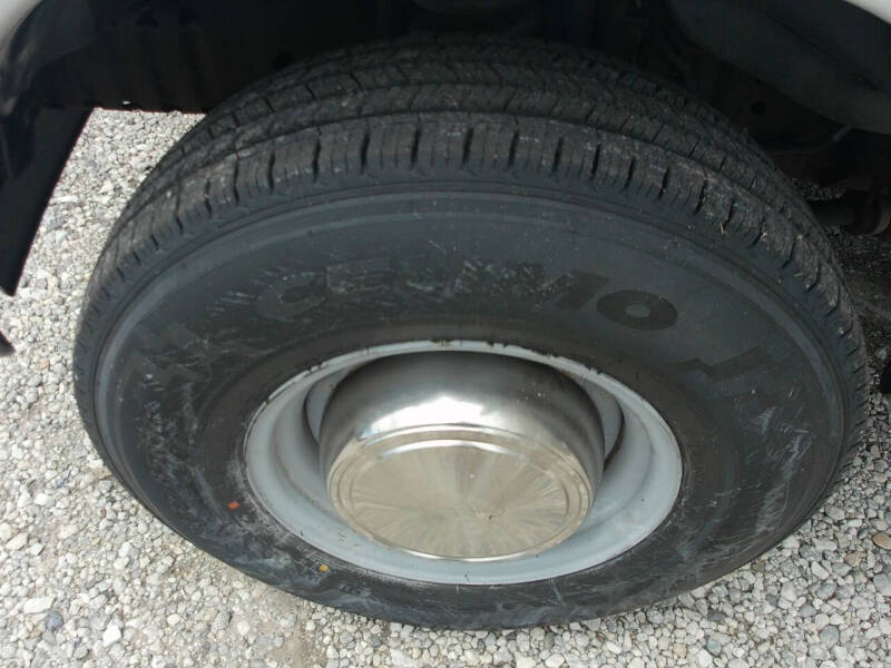 2003 Ford E-Series E-250