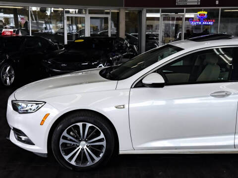 2019 Buick Regal Sportback Essence