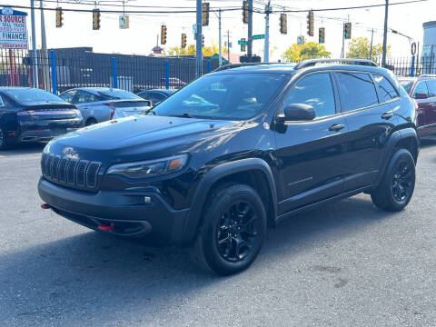 2020 Jeep Cherokee for sale at SKYLINE AUTO in Detroit MI