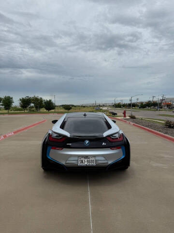 2016 BMW i8