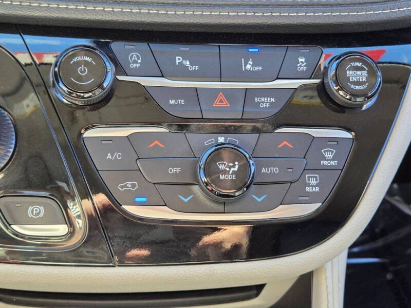 2024 Chrysler Pacifica Limited