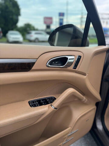 2012 Porsche Cayenne Tiptronic