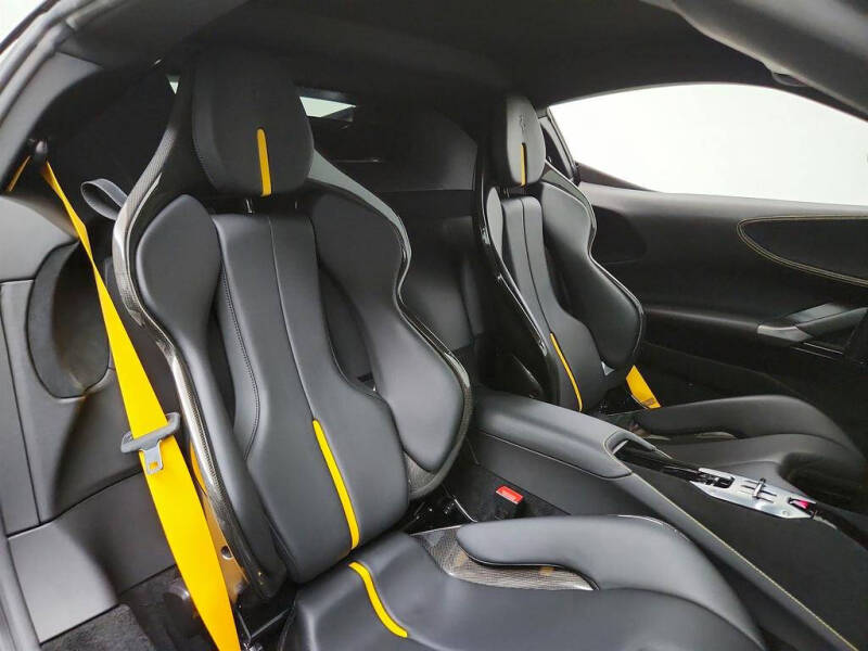 2022 Ferrari SF90 Stradale