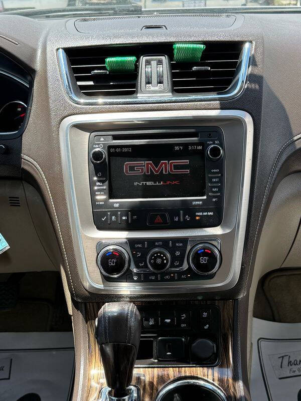 2016 GMC Acadia Denali