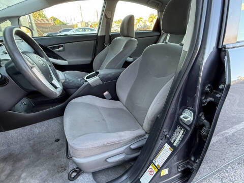 2014 Toyota Prius Five