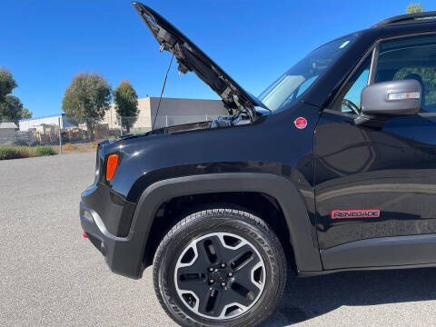 2016 Jeep Renegade Trailhawk