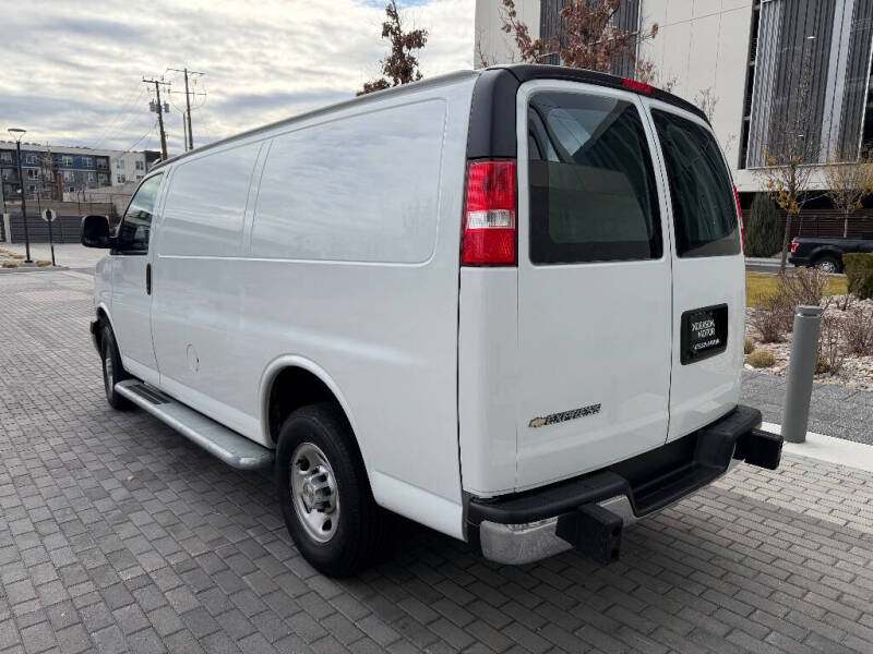 2024 Chevrolet Express 2500