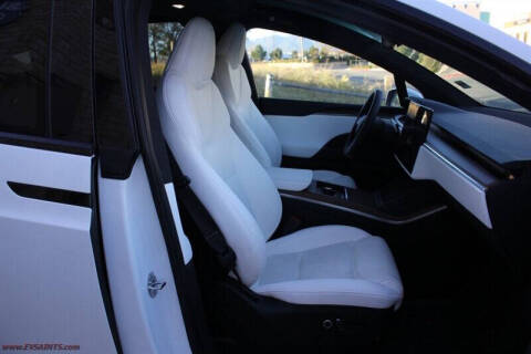 2023 Tesla Model X Standard Range