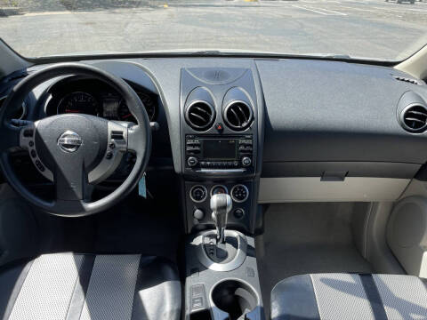2012 Nissan Rogue S