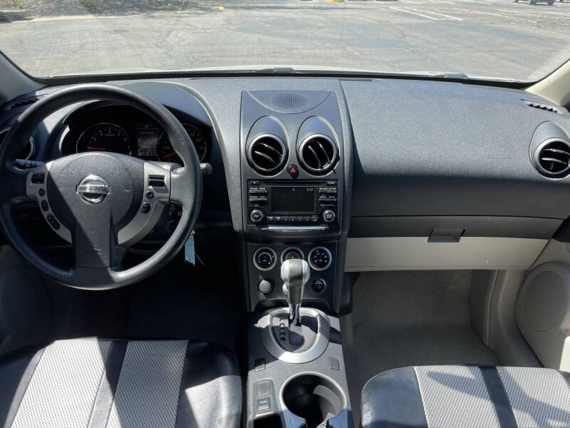 2012 Nissan Rogue S