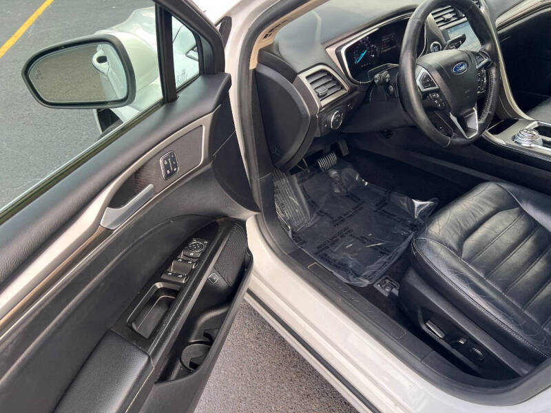 2018 Ford Fusion Hybrid SE