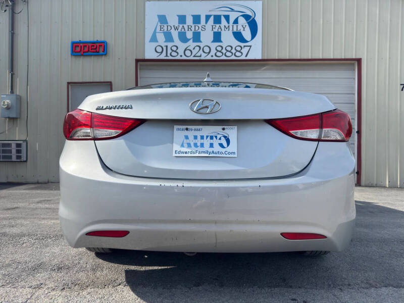 2011 Hyundai Elantra
