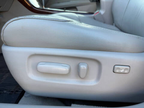 2011 Toyota Avalon