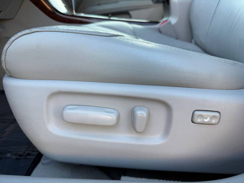 2011 Toyota Avalon