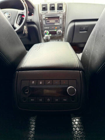 2011 GMC Acadia Denali
