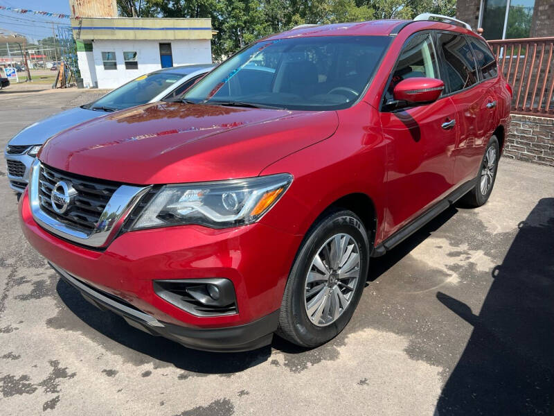 2017 Nissan Pathfinder for sale at BEST AUTO SALES in Russellville AR
