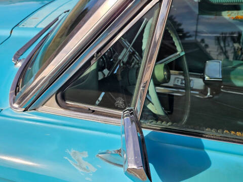 1964 Ford Thunderbird